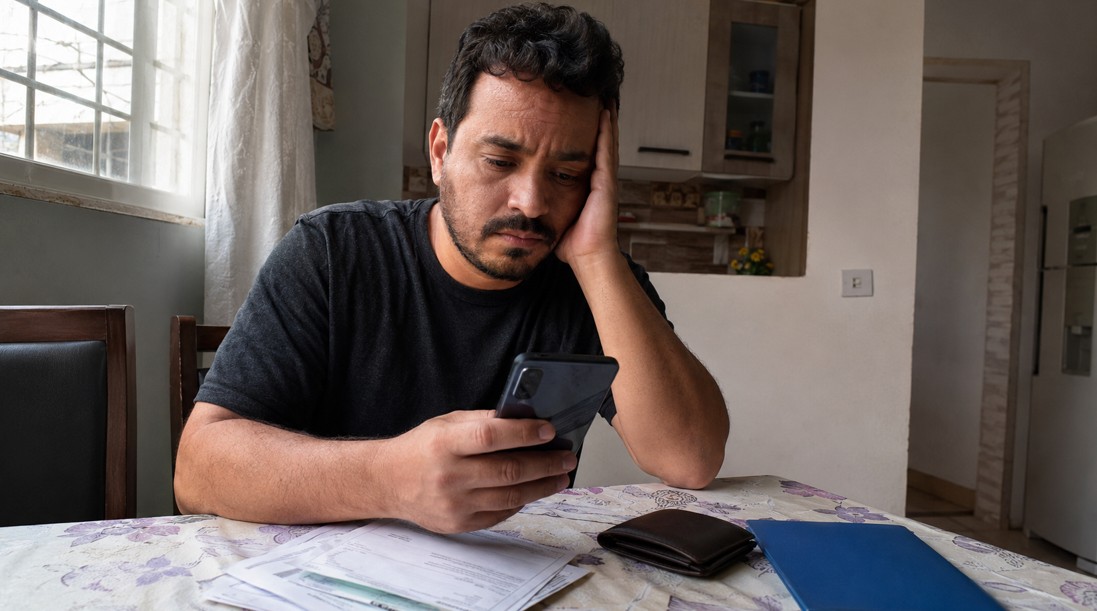 Meu salário não caiu até o 5º dia útil, e agora?